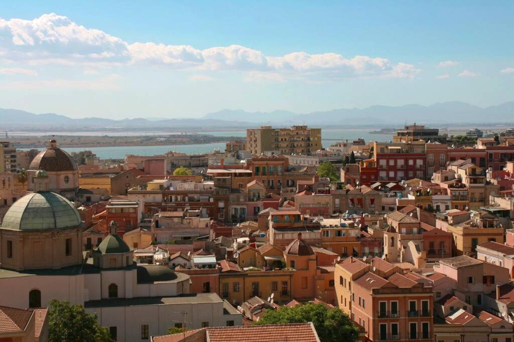 Monfalcone City Room Rental Apartment Cagliari Eksteriør bilde