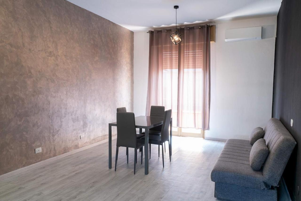 Monfalcone City Room Rental Apartment Cagliari Eksteriør bilde